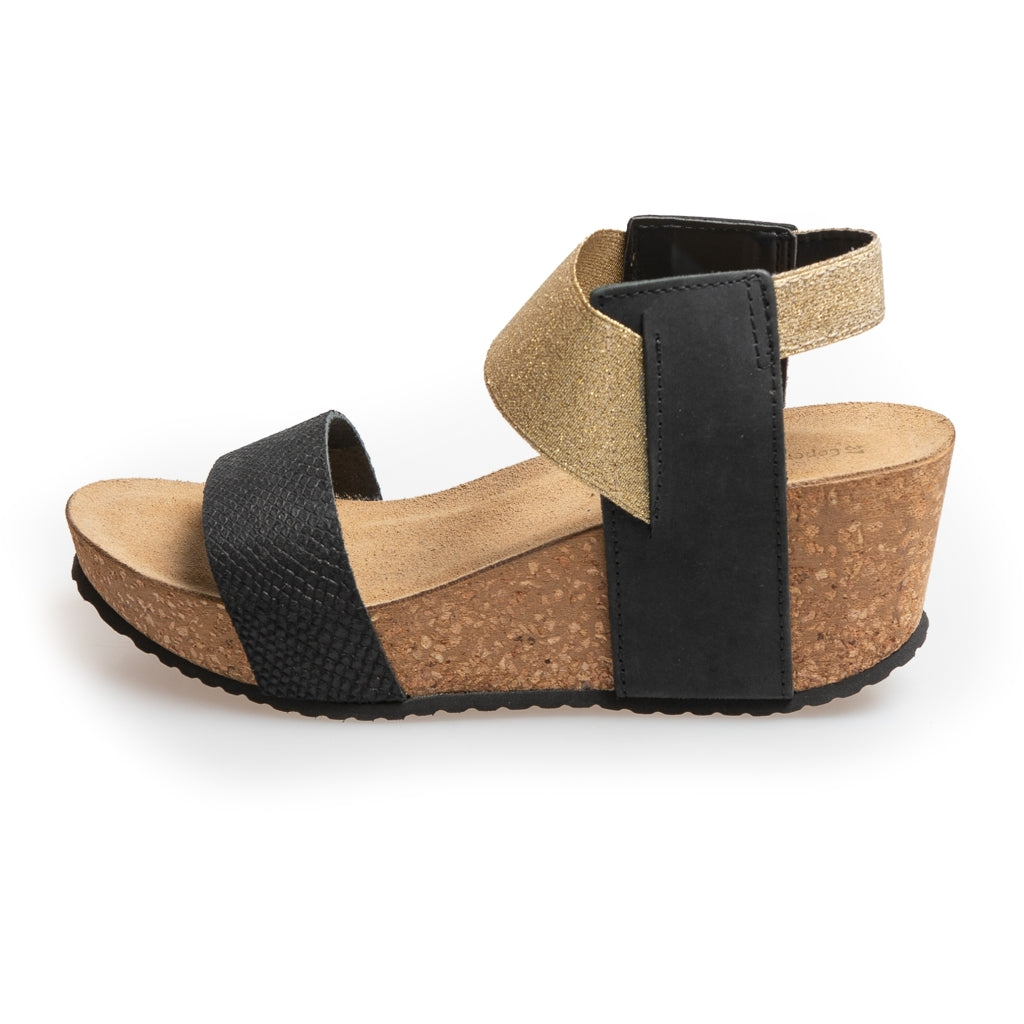 COPENHAGEN SHOES THE NEW DANIELA Sandalen met sleehak 258 GOLD BLACK