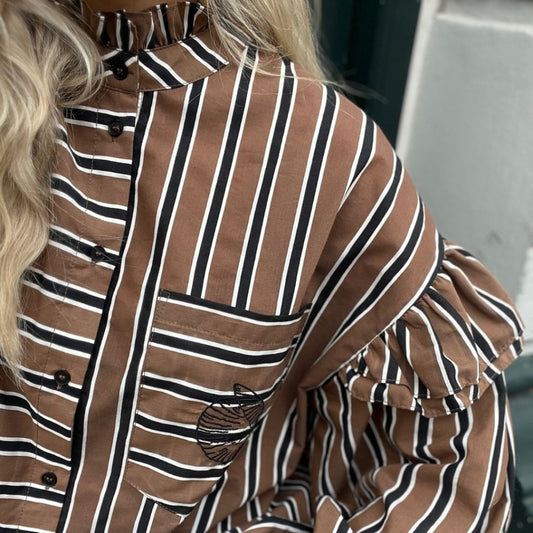 STORIES FROM THE ATELIER by COPENHAGENSHOES WHEN YOU LISTEN TOP SHIRT 0895 COFFEE STRIPE